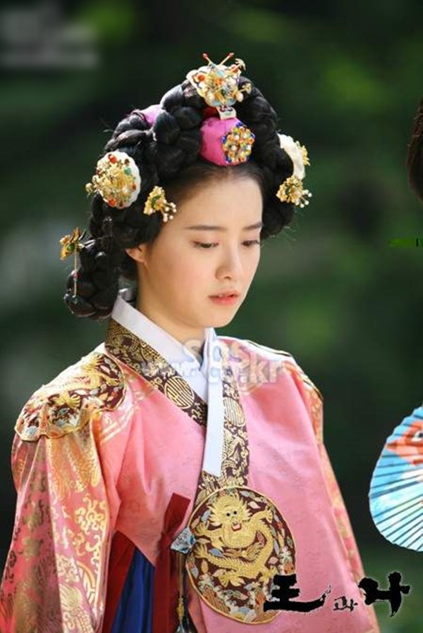 Goo Hye Sun: Nàng Cỏ đa tài của Vườn Sao Băng và cuộc nhân không hạnh phúc cùng Ahn Jae Hyun - Ảnh 5.