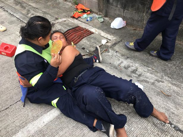 Ảnh: Hàng loạt vụ nổ rung chuyển Bangkok giờ cao điểm, ít nhất 3 người bị thương - Ảnh 8.