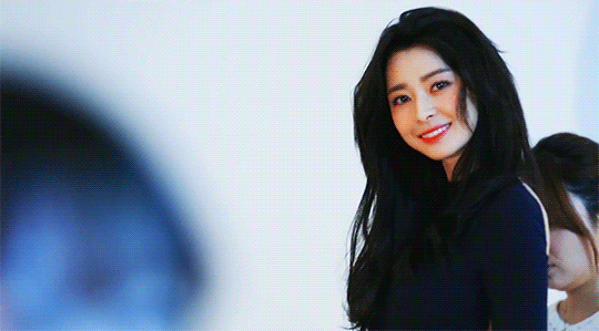 N&agrave;ng thơ của Lee Jong Suk vừa hốt phim mới với cặp c&ugrave;ng Park Seo Joon, ai nấy cũng n&oacute;i số c&ocirc; n&agrave;y tốt thế - Ảnh 2.