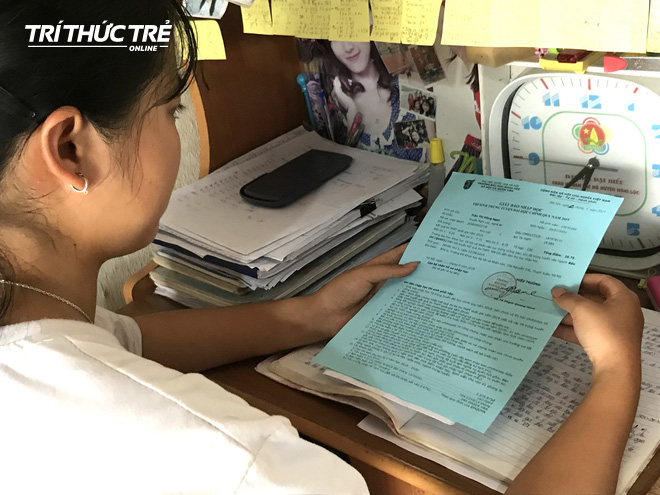 Trường ĐH miễn học phí 4 năm cho nữ sinh nghèo Nghệ An “phải cất giấy báo nhập học trong tủ” - Ảnh 4.