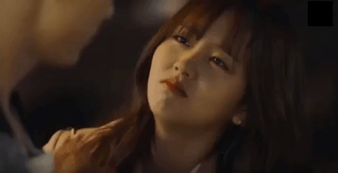 5 yêu nữ thần thái đỉnh nhất phim Hàn: IU ở Hotel Del Luna có đọ nhan sắc thắng nữ thần thanh xuân Kim So Hyun? - Ảnh 9.