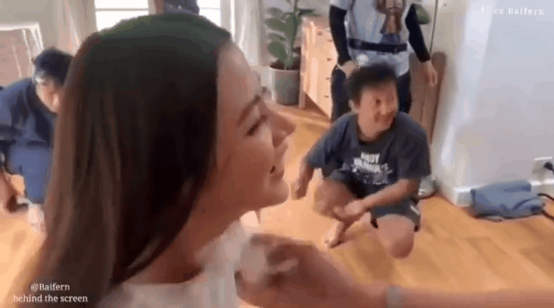 Hậu trường tập cuối Chiếc Lá Bay: Mỹ nhân chuyển giới Baifern bị thương sau màn diễn xuất để đời - Ảnh 5. Hậu trường tập cuối Chiếc Lá Bay: Mỹ nhân chuyển giới Baifern bị thương sau màn diễn xuất để đời - Ảnh 5.