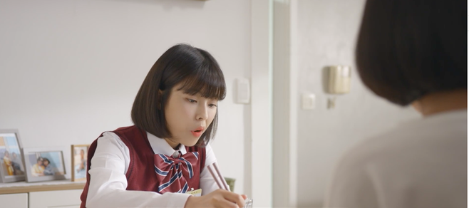 Ớn lạnh v&igrave; &aacute;p lực thi cử của giới trẻ H&agrave;n trong web drama In Seoul: Kh&ocirc;ng biết ngủ l&uacute;c n&agrave;o hả? Vừa thiền vừa ngủ! - Ảnh 3.