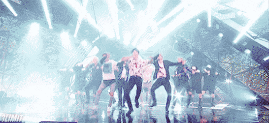 Được BTS quảng bá có 4 ngày, ai ngờ bài hát “số nhọ” trở thành hit làm nên tên tuổi nhóm nhạc toàn cầu! - Ảnh 4.