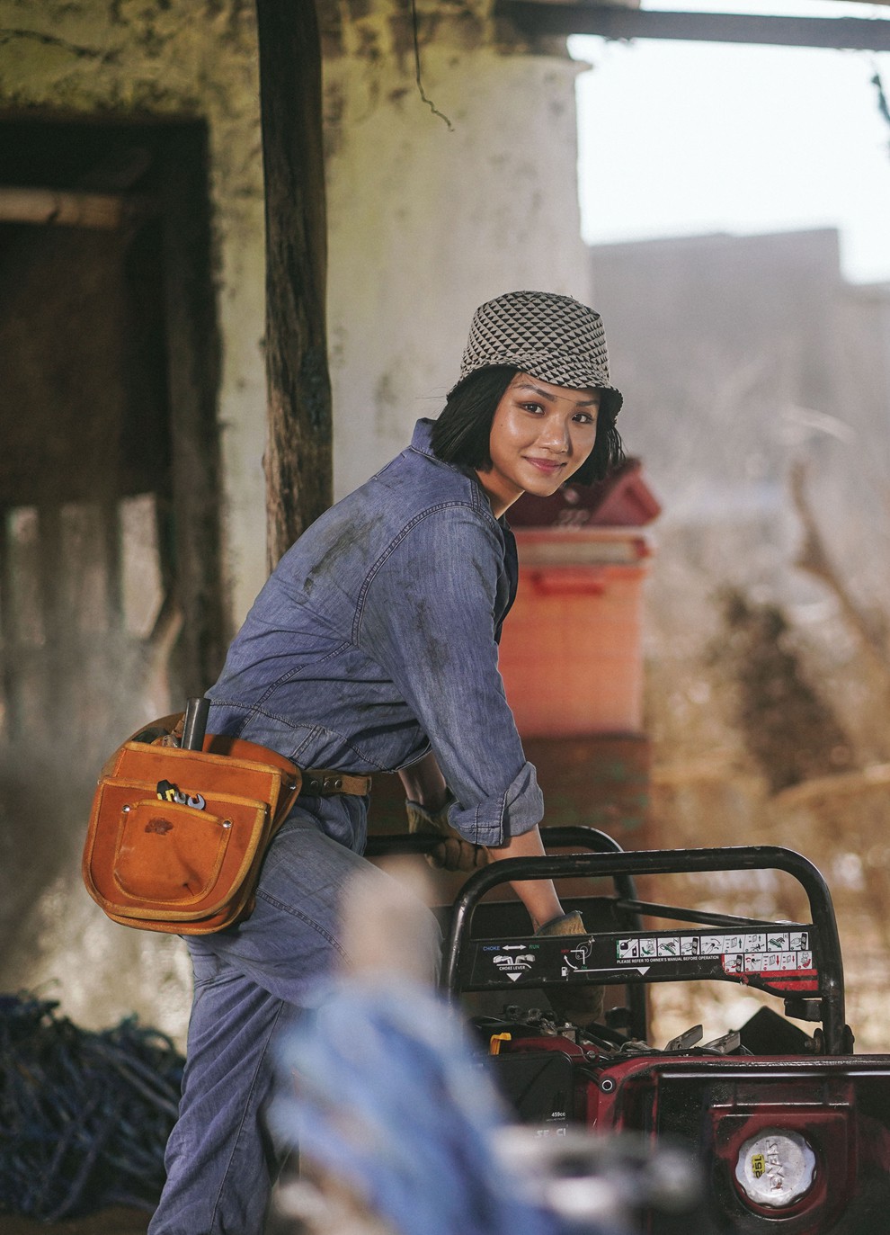 D&agrave;n diễn vi&ecirc;n Anh Thầy Ng&ocirc;i Sao: Từ con g&aacute;i d&acirc;n thu nợ đến sơn ca nh&iacute; của l&agrave;ng nhạc Việt - Ảnh 12.