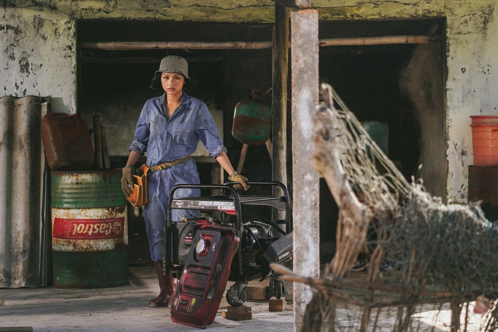 D&agrave;n diễn vi&ecirc;n Anh Thầy Ng&ocirc;i Sao: Từ con g&aacute;i d&acirc;n thu nợ đến sơn ca nh&iacute; của l&agrave;ng nhạc Việt - Ảnh 13.