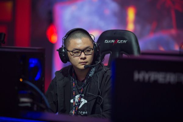 Bỏ túi núi tiền nhờ giải đấu Esports lớn nhất hành tinh, siêu sao Dota2 làm gì sau TI9? - Ảnh 8.