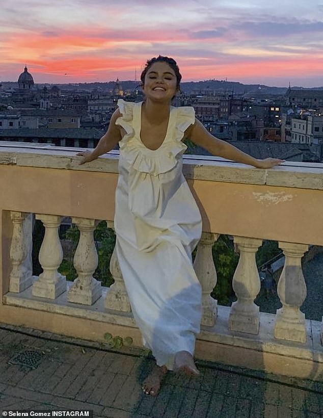 Bị đồn thổi cạch mặt bạn th&acirc;n từng hiến thận, Selena Gomez c&oacute; h&agrave;nh động đ&aacute;p trả cực th&ocirc;ng minh thế n&agrave;y  - Ảnh 5.