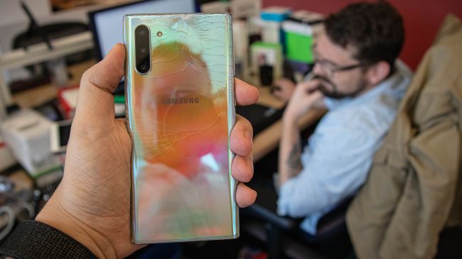 Đ&acirc;y l&agrave; l&yacute; do v&igrave; sao Galaxy Note 10 bắt buộc phải cần tới một chiếc ốp lưng - Ảnh 3.