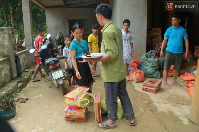 Người dân kể lại giây phút kinh hoàng khi dòng lũ nhấn chìm bản làng trong phút chốc: Nó không phải nước đâu, nó như con ác quỷ - Ảnh 21.