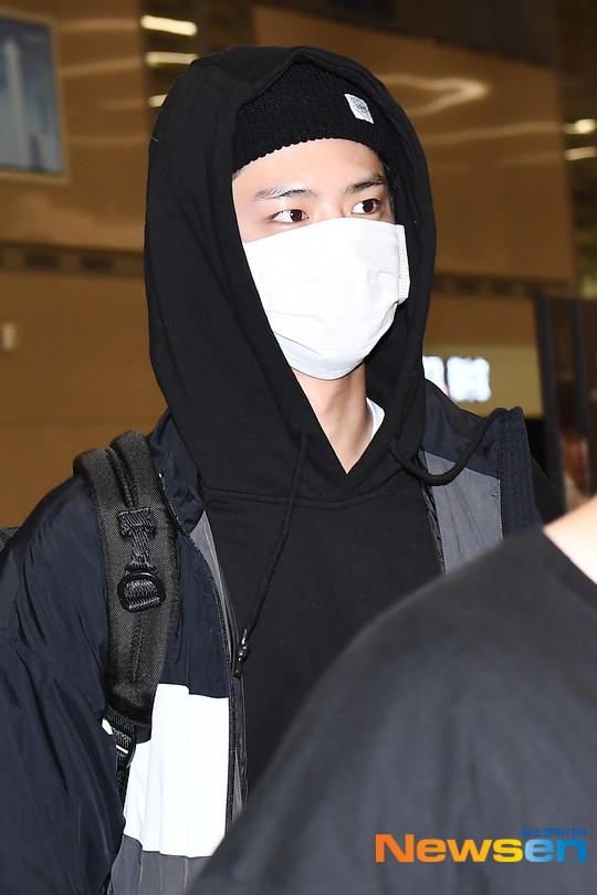 Hơn 1 tháng sau khi bị đồn phá vỡ hạnh phúc Song Song, Park Bo Gum lần đầu lộ diện với dáng vẻ đáng chú ý - Ảnh 4.