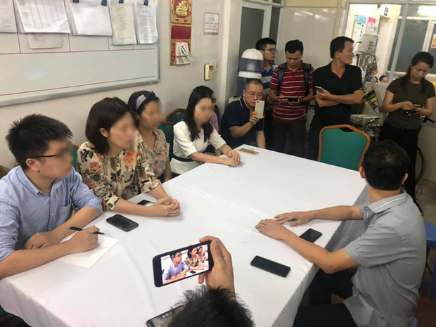 Suốt 8 tiếng học sinh kh&ocirc;ng xuất hiện tại trường, kh&ocirc;ng c&ocirc; gi&aacute;o n&agrave;o đặt c&acirc;u hỏi hay nghĩ đến việc t&igrave;m em sao? - Ảnh 1.