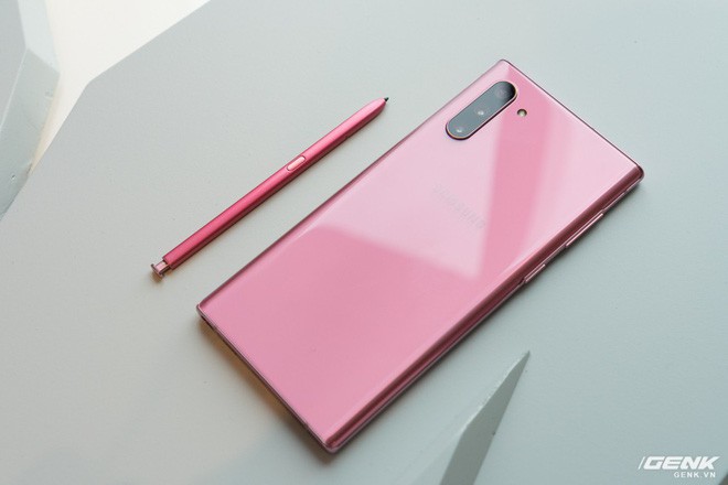 Đứng hình 5 giây với thứ cực độc chỉ có trên Galaxy Note10 năm nay, ai nhìn cũng hớp hồn ngay lập tức - Ảnh 4.