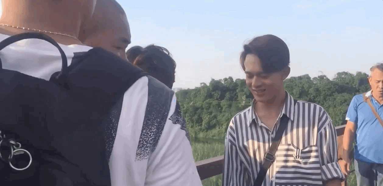 S&acirc;u răng cực nặng v&igrave; &aacute;nh mắt đắm đuối nh&igrave;n Dương của Bảo trong hậu trường Về Nh&agrave; Đi Con - Ảnh 8.