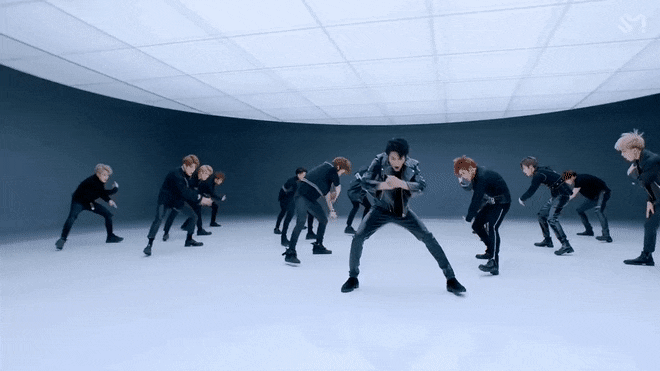 Top nhóm nam nhảy “đỉnh” nhất Kpop Gen 3: BTS cũng giỏi nhưng không sốc bằng boygroup đông dân nhảy đều như robot - Ảnh 9.