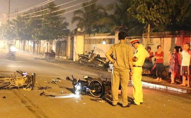 Truy tìm chiếc xe tải đâm trúng đường dây điện khiến nữ sinh 17 tuổi tử vong - Ảnh 1.