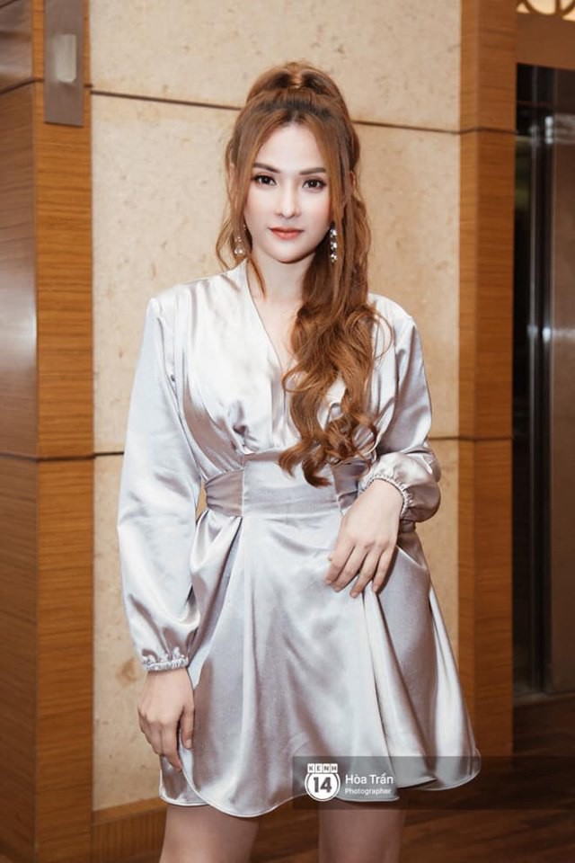 Hội chị em Mây Trắng: Người ly hôn, người mới cưới, người còn độc thân nhưng cứ gặp nhau là lên đồ chất khỏi bàn - Ảnh 9.