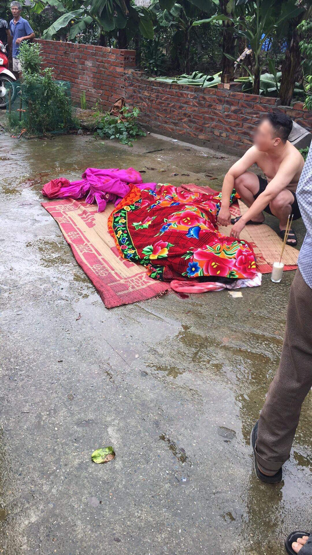 Bà ngoại bé gái bị chém nguy kịch trong vụ anh trai truy sát cả gia đình: “Cháu tôi mới 14 tháng tuổi, có tội gì đâu mà…” - Ảnh 1.