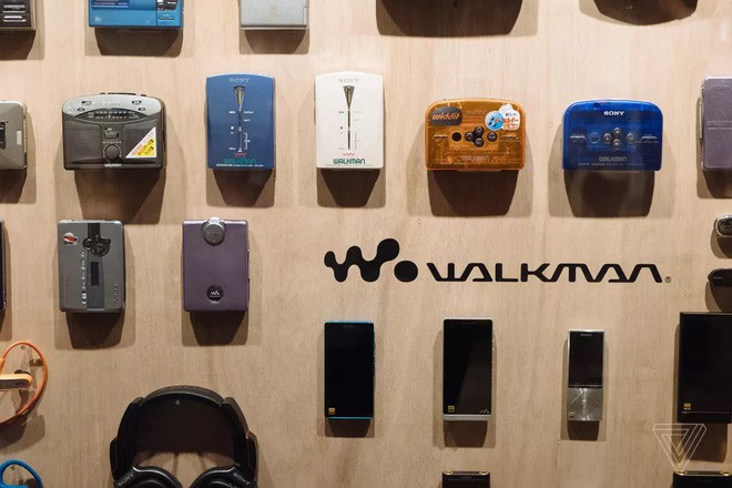 Tròn 40 năm ngày ra đời máy nghe nhạc Sony Walkman - huyền thoại mà giới trẻ 10x sẽ không bao giờ thấy lại - Ảnh 6.