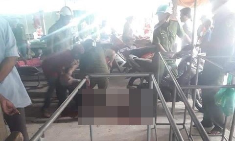 Thấy chị bị đ&acirc;m, em trai giật dao đ&acirc;m lại người t&igrave;nh của chị tử vong - Ảnh 1.