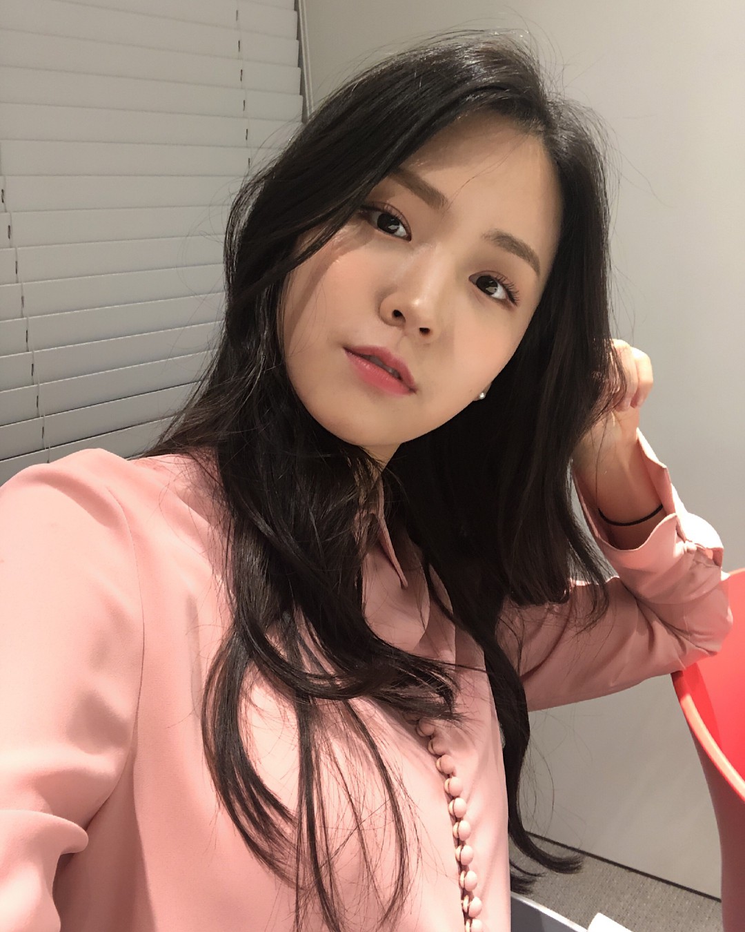 D&agrave;n sao phim ngụ &yacute; ăn thịt người Strangers From Hell: Lee Dong Wook v&agrave; nam thần Kpop d&iacute;nh phốt, 2 nữ phụ xinh bất ngờ - Ảnh 24.