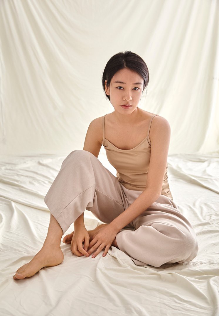 D&agrave;n sao phim ngụ &yacute; ăn thịt người Strangers From Hell: Lee Dong Wook v&agrave; nam thần Kpop d&iacute;nh phốt, 2 nữ phụ xinh bất ngờ - Ảnh 26.