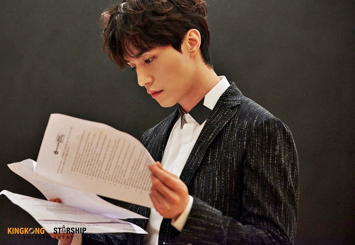 D&agrave;n sao phim ngụ &yacute; ăn thịt người Strangers From Hell: Lee Dong Wook v&agrave; nam thần Kpop d&iacute;nh phốt, 2 nữ phụ xinh bất ngờ - Ảnh 2.