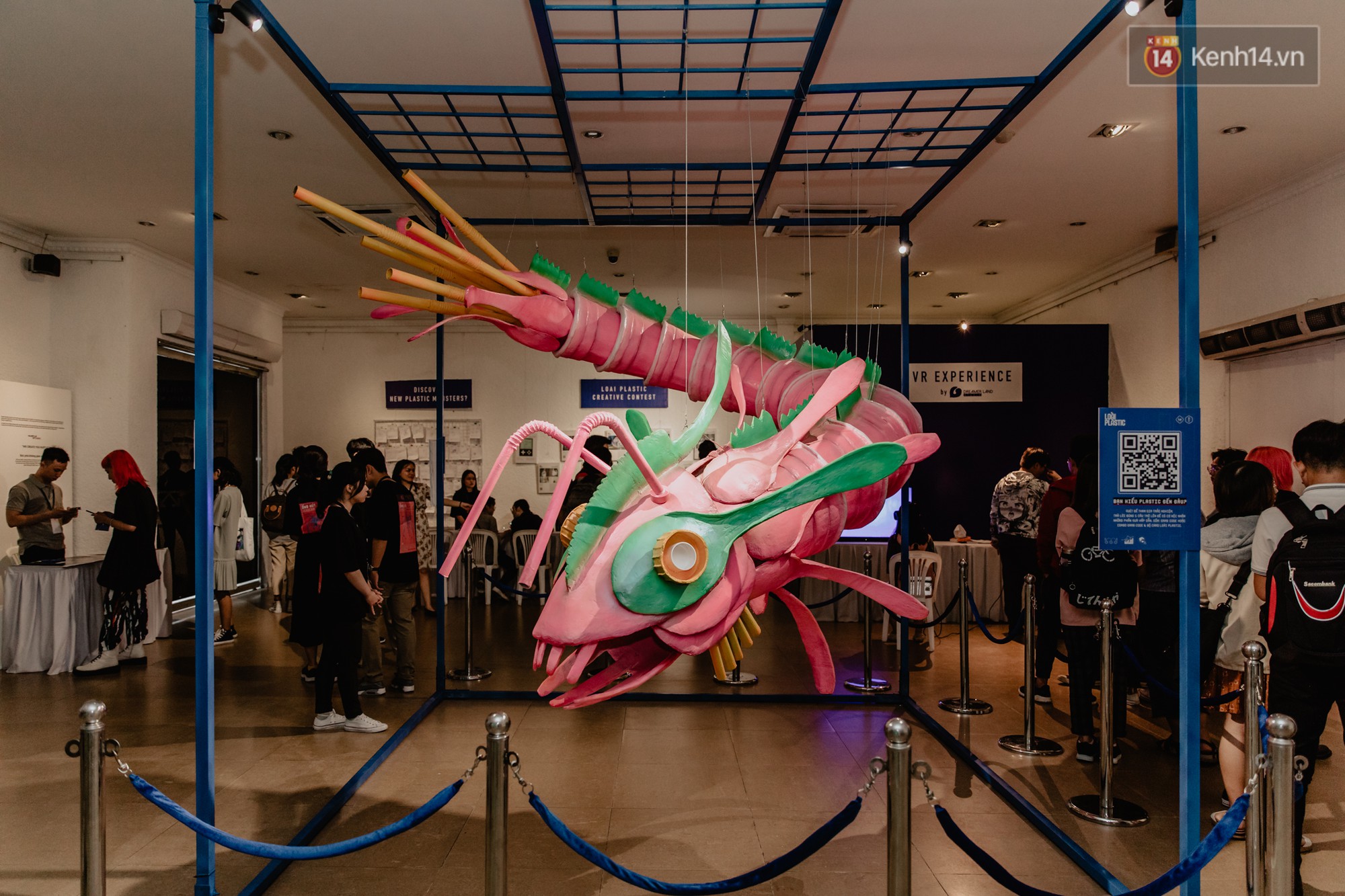 Giới trẻ Sài Gòn mãn nhãn với hàng loạt tác phẩm 3D tại triển lãm 