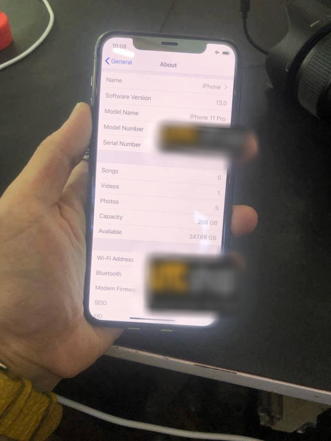 iPhone 11 Pro đã về Việt Nam: Không phải hàng dựng, nhưng sao có trước cả Apple mở bán? - Ảnh 2.