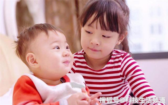 Cậu b&eacute; tiểu học kh&oacute;c l&oacute;c v&igrave; mẹ sắp sinh em b&eacute;: &ldquo;Rồi con sẽ chết để mẹ chỉ lo cho em&rdquo; - Ảnh 3.