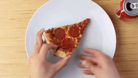 90% chúng ta đang không biết ăn pizza đúng cách và đây là kiểu chuẩn chỉnh nhất - Ảnh 4.