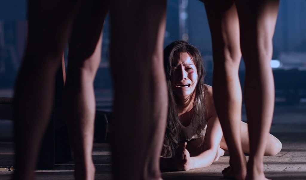 7 vai diễn để đời của Nhật Kim Anh: Từ Nh&agrave;n phi bản Việt đến hầu g&aacute;i Thị B&igrave;nh của Tiếng S&eacute;t Trong Mưa - Ảnh 16.