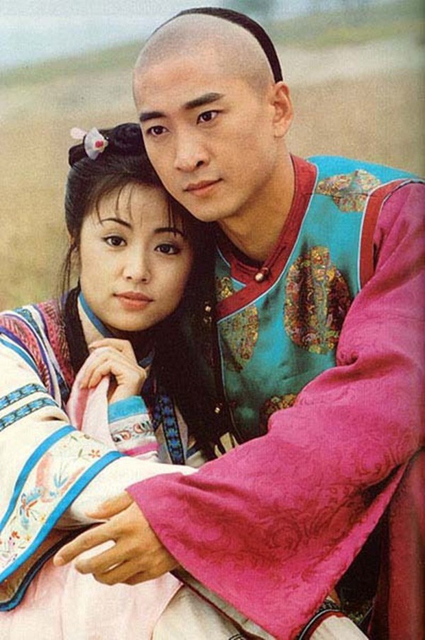 Từng được ship điên đảo, 5 cặp đôi châu Á lại khiến fan vỡ mộng: Gary cạch mặt Song Ji Hyo, nàng cỏ cà khịa chồng - Ảnh 15.