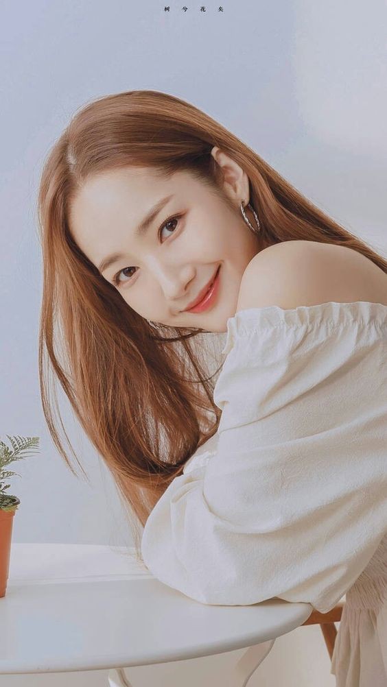 Vừa xác nhận dự lễ trao giải AAA Việt Nam, Park Min Young gật đầu nên duyên cùng trai đẹp mới ở quê nhà? - Ảnh 1.