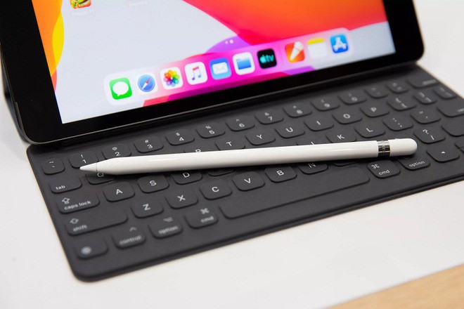 C&aacute;i chết của 9.7: C&aacute;i chết của iPad trong tầm nh&igrave;n Steve Jobs - Ảnh 4.