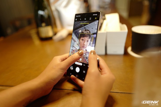 Cho iFan cầm thử Galaxy Note10+: Chỗ nào hay hơn iPhone, chỗ nào còn chưa được tốt? - Ảnh 10.