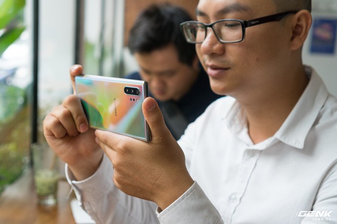 Cho iFan cầm thử Galaxy Note10+: Chỗ nào hay hơn iPhone, chỗ nào còn chưa được tốt? - Ảnh 11.