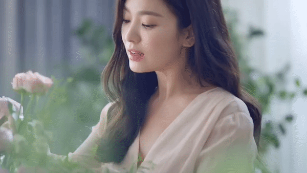 Phát cuồng nhan sắc Song Hye Kyo trong clip quảng cáo hậu ly hôn: Phụ nữ đúng là đẹp nhất khi không thuộc về ai! - Ảnh 3.