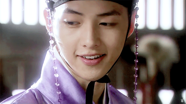 [K-Star]: Let's watch a series of photos of Song Joong Ki in his films