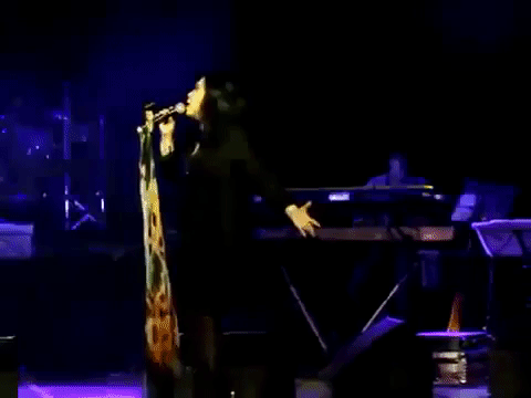 Những pha &ldquo;vồ ếch&rdquo; kinh điển tr&ecirc;n s&acirc;n khấu khiến sao Việt cười kh&ocirc;ng nổi m&agrave; kh&oacute;c cũng kh&ocirc;ng xong - Ảnh 20.