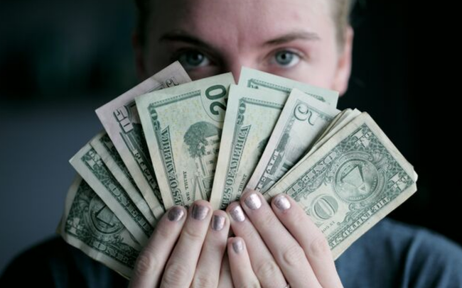 5 bí mật làm giàu đơn giản của những người khiến “tiền đẻ ra tiền”: Áp dụng ngay để có cuộc sống đầy đủ và sung túc hơn! - Ảnh 1.