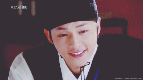 [K-Star]: Let's watch a series of photos of Song Joong Ki in his films
