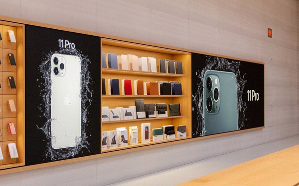 Sau 2 năm tu sửa, Apple Store huyền thoại ở Fifth Avenue đã mở cửa trở lại ở New York - Ảnh 1.