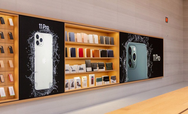 Sau 2 năm tu sửa, Apple Store huyền thoại ở Fifth Avenue đã mở cửa trở lại ở New York - Ảnh 6.