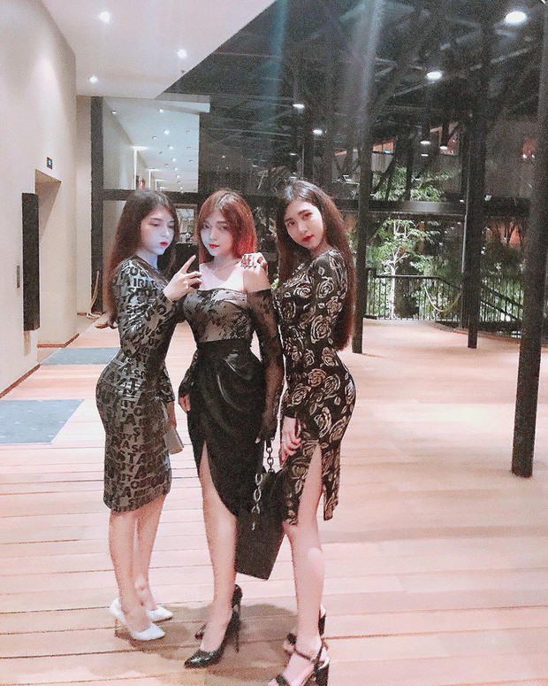 Đ&acirc;u chỉ c&oacute; tứ huynh đệ ở Nghệ An, đ&acirc;y l&agrave; những gia đ&igrave;nh đ&ocirc;ng chị em m&agrave; ai cũng đẹp xuất sắc nổi tiếng MXH - Ảnh 5.
