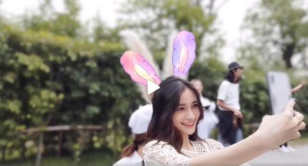 L&acirc;u lắm rồi kể từ khi d&iacute;nh l&ugrave;m x&ugrave;m ly h&ocirc;n, Angela Baby mới xuất hiện với biểu cảm đ&aacute;ng ch&uacute; &yacute; đến nhường n&agrave;y - Ảnh 5.