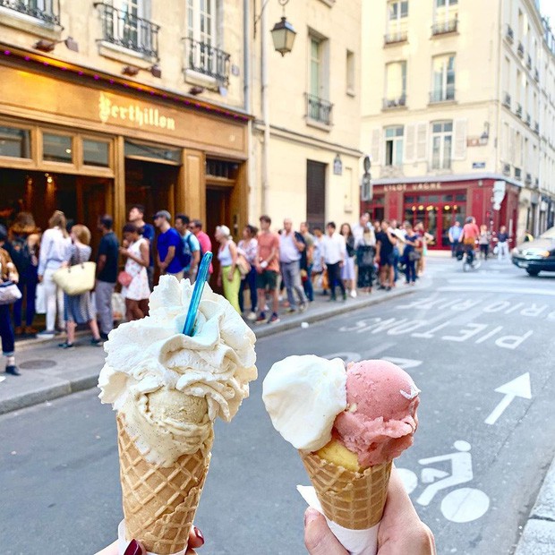 Có những người “cuồng” đồ Việt như Kỳ Duyên - Minh Triệu: Bay ngàn cây số sang Paris để dắt nhau đi ăn… phở với bún bò - Ảnh 5.