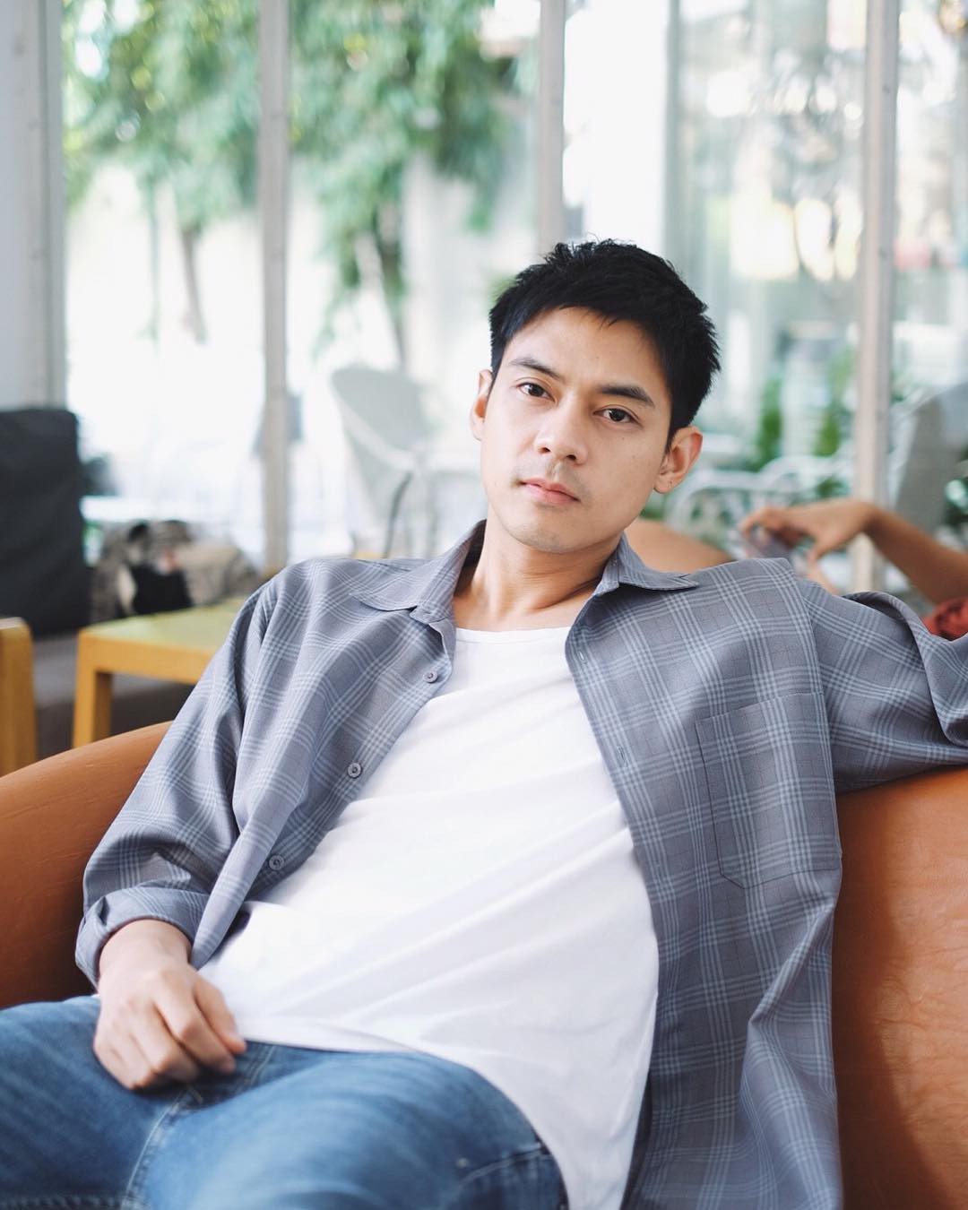 3 chàng thơ cật lực tán mỹ nhân Chiếc lá bay Baifern: Soái ca học giỏi, body hot, người dính nghi án hẹn hò nữ chính - Ảnh 3. 3 chàng thơ cật lực tán mỹ nhân Chiếc lá bay Baifern: Soái ca học giỏi, body hot, người dính nghi án hẹn hò nữ chính - Ảnh 3.