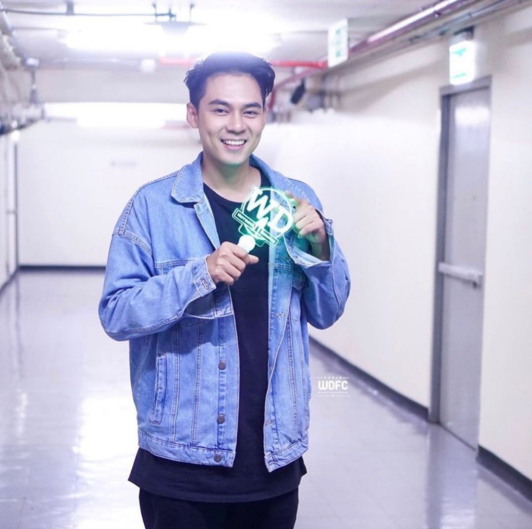 3 chàng thơ cật lực tán mỹ nhân Chiếc lá bay Baifern: Soái ca học giỏi, body hot, người dính nghi án hẹn hò nữ chính - Ảnh 6. 3 chàng thơ cật lực tán mỹ nhân Chiếc lá bay Baifern: Soái ca học giỏi, body hot, người dính nghi án hẹn hò nữ chính - Ảnh 6.