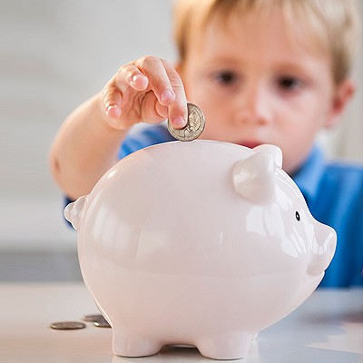 Tại sao các bậc cha mẹ nên dạy con cái về tiền bạc từ nhỏ và dạy chúng như thế nào cho đúng? - Ảnh 1.